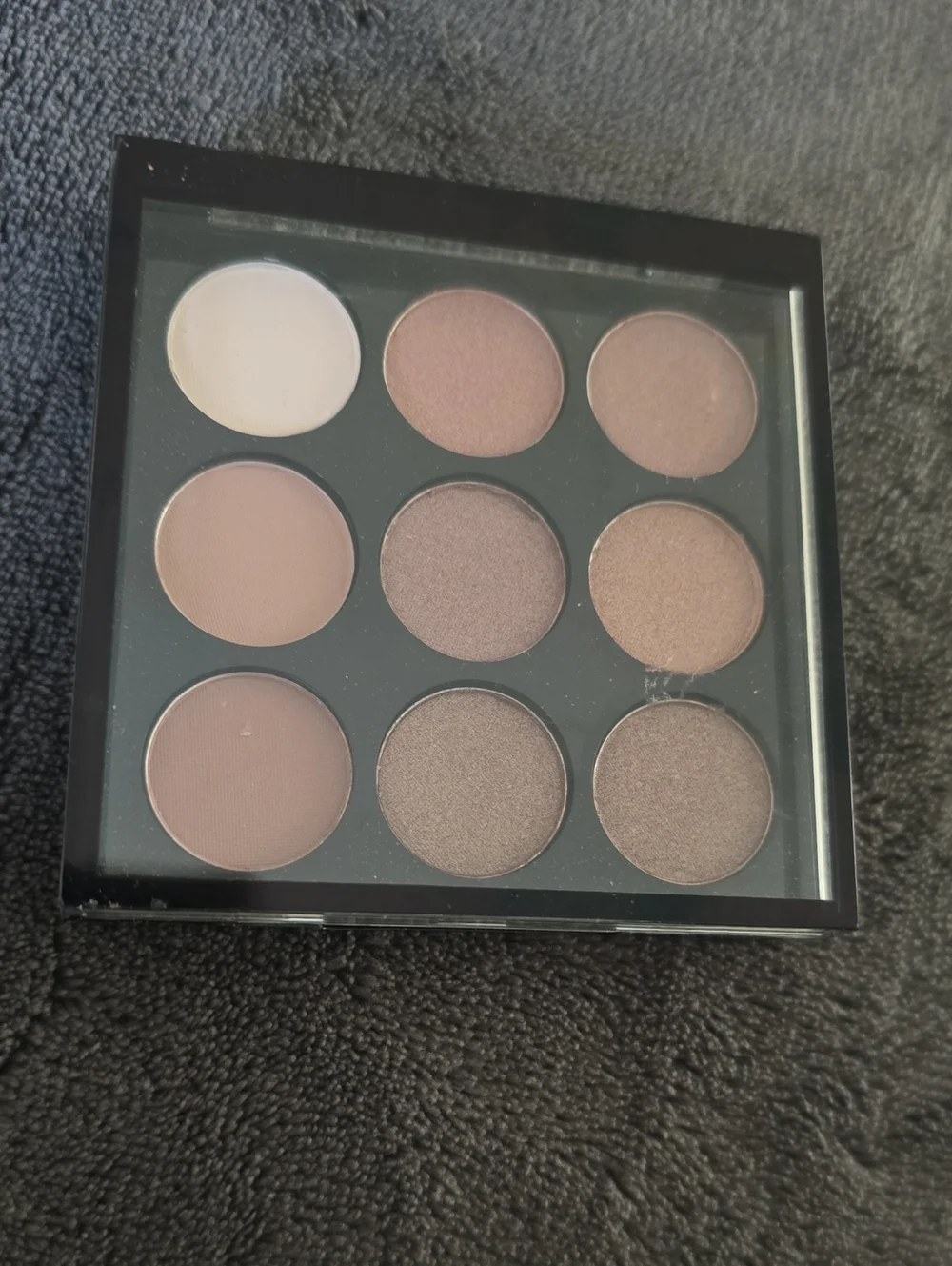 Max Studio 9-Color Neutral Eyeshadow Palette - Taupe & Brown Hues